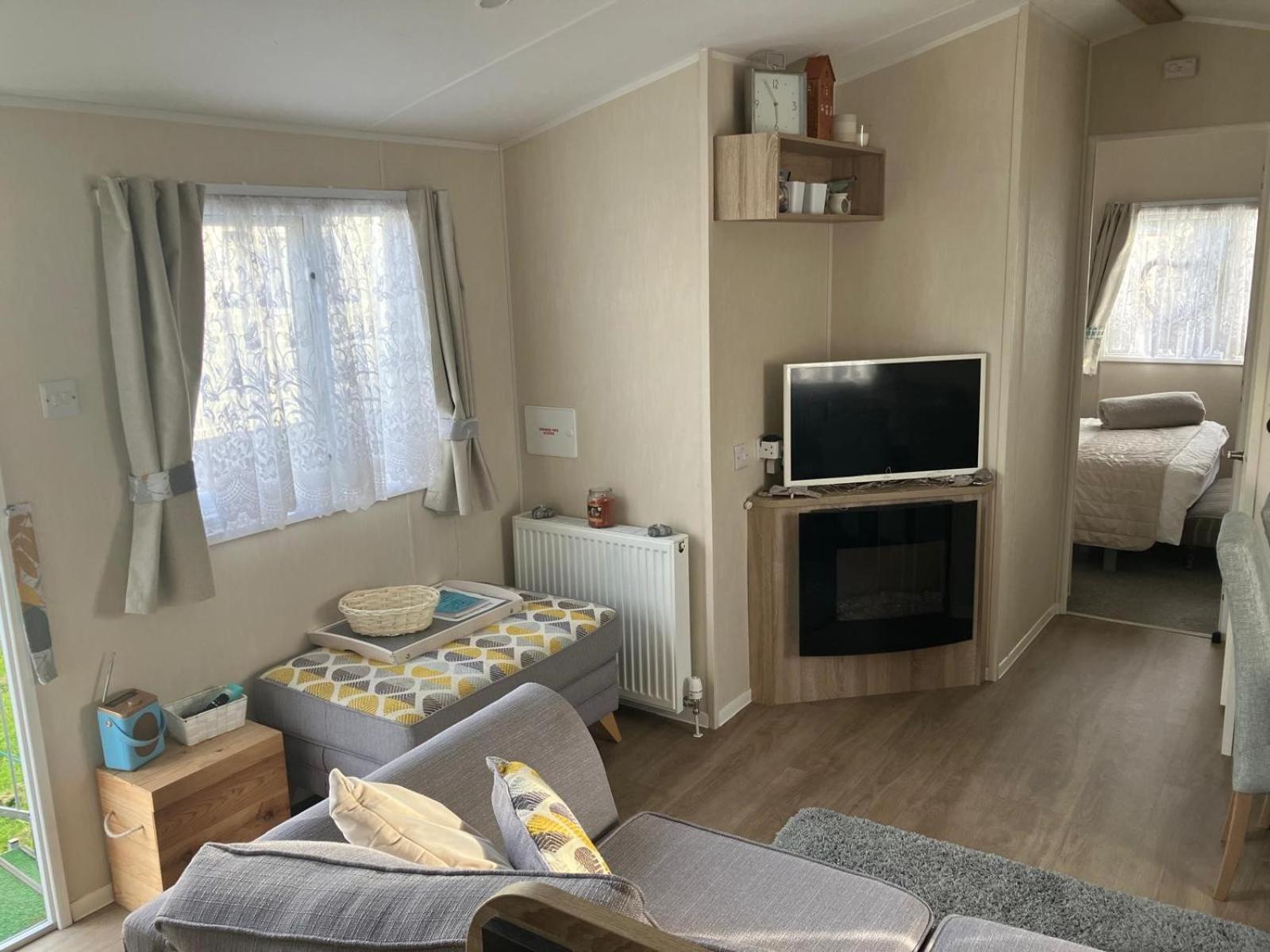 The Hideaway Cabin Seasalter エクステリア 写真